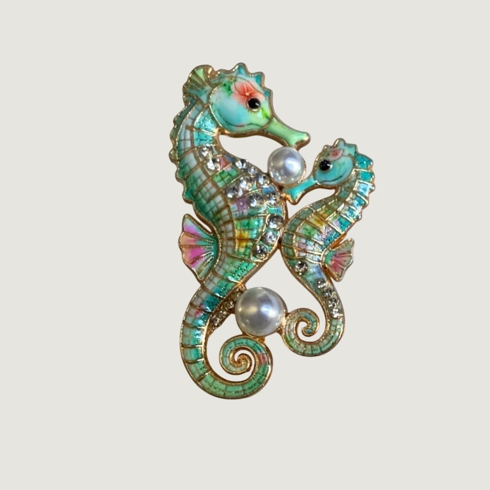 Vintage Style Enamel Seahorse Brooch Pin Faux Pearl Rhinestone Gold Tone Pin